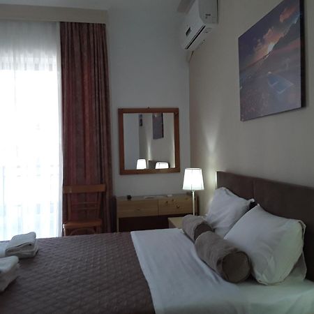 Hause Zorbas Lejlighedshotel Paralia Dionisiou Værelse billede