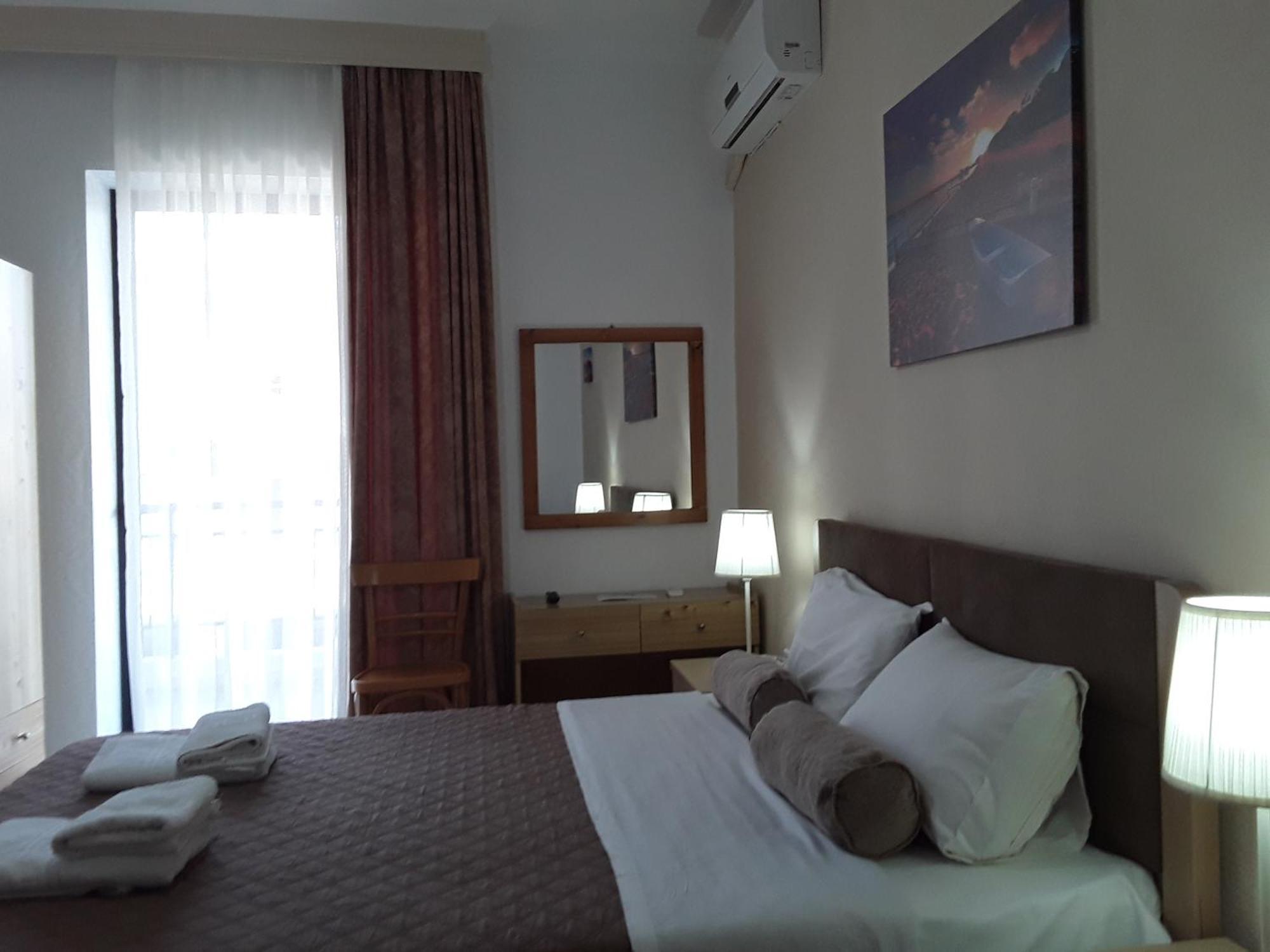 Hause Zorbas Lejlighedshotel Paralia Dionisiou Værelse billede